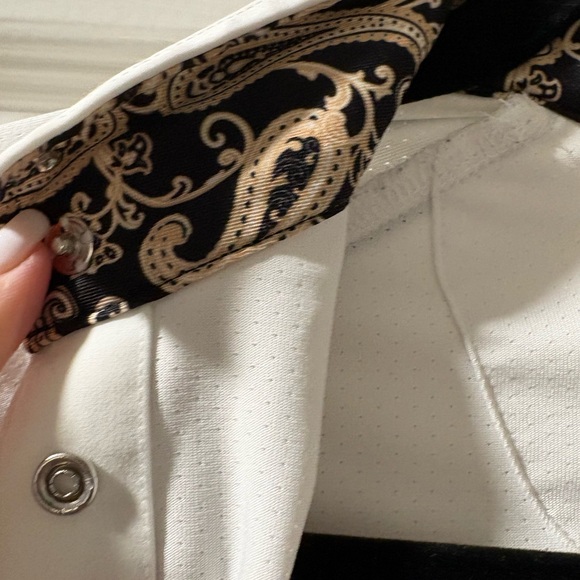 Essex white riding top size small - Picture 3 of 3